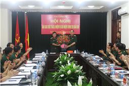 Bàn giao chức trách, nhiệm vụ Chủ nhiệm Chính trị Quân khu